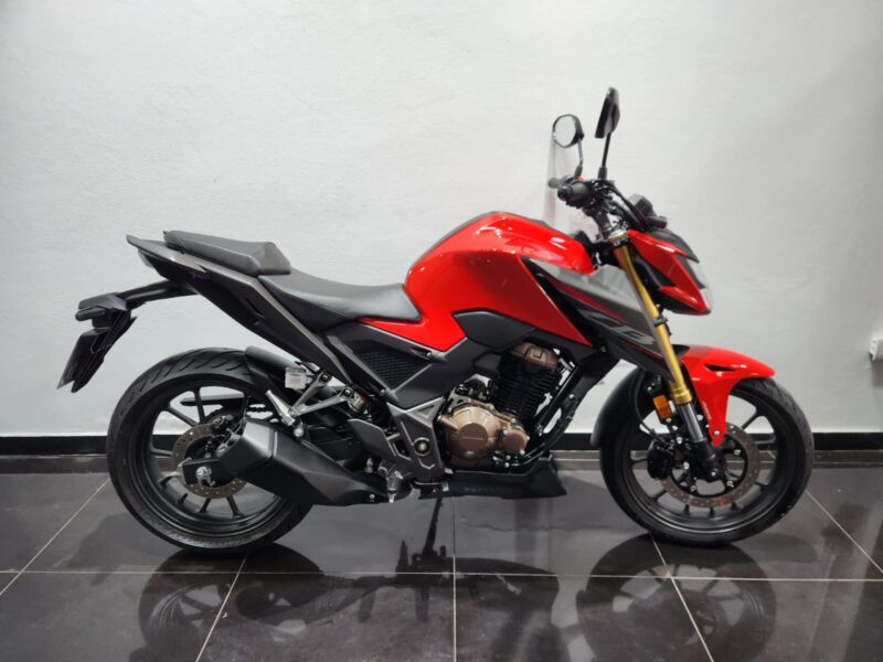 Honda CB300F Twister 2023