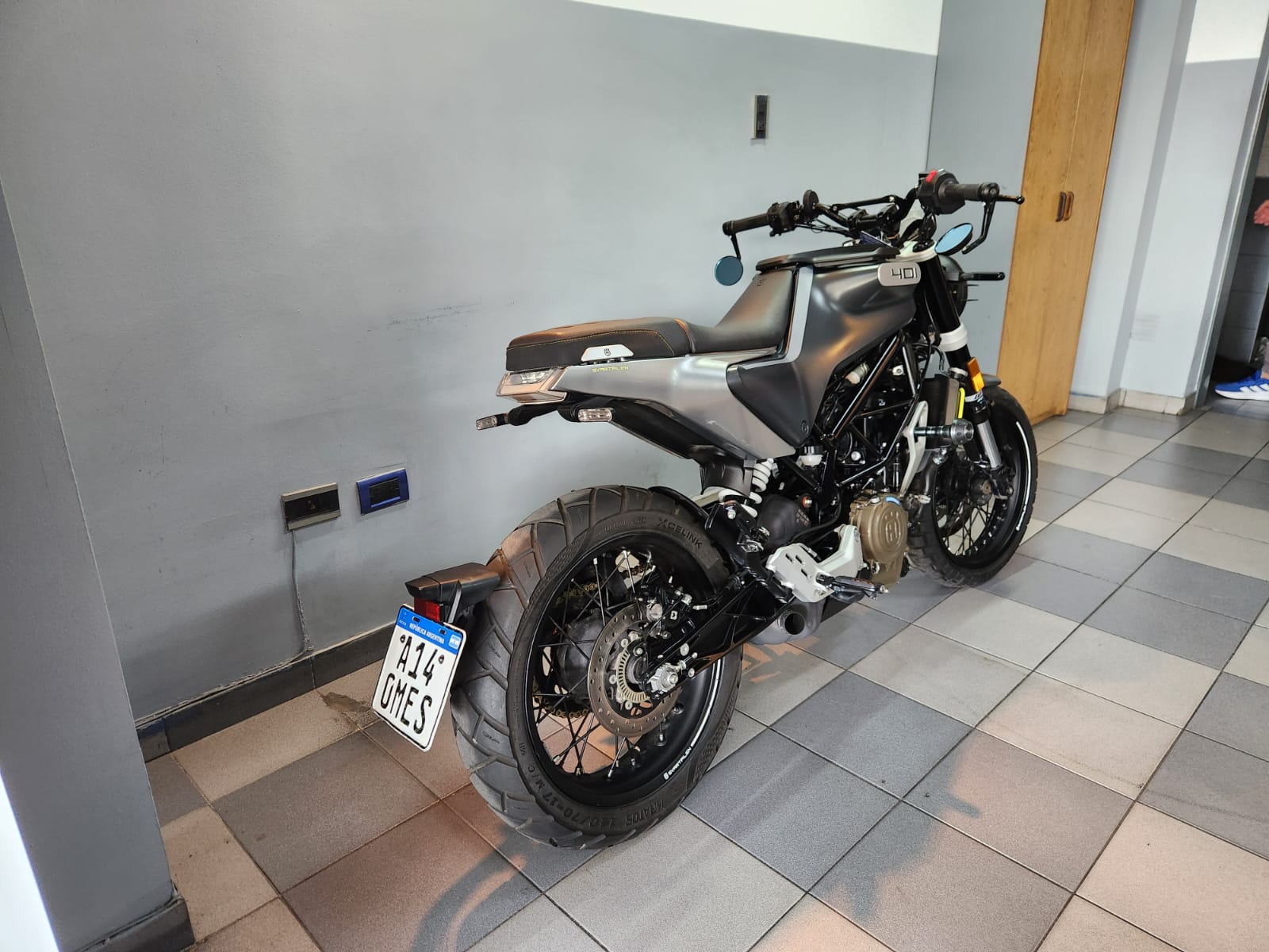 Husqvarna  Svarpilen 401 2021