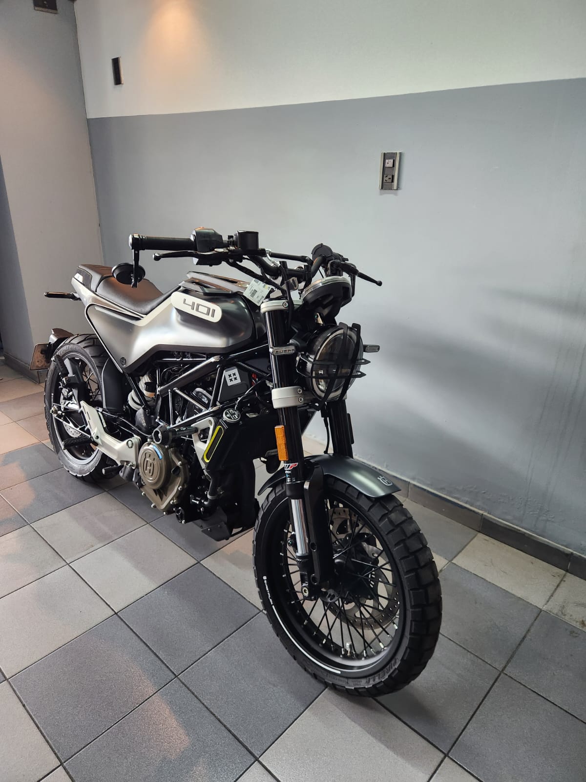 Husqvarna  Svarpilen 401 2021