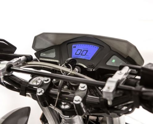 Motomel Skua 150 Silver Edition