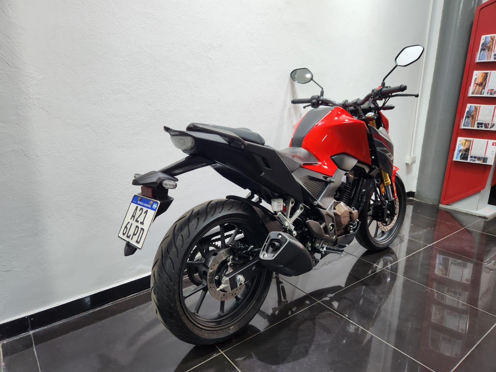Honda CB300F Twister 2023